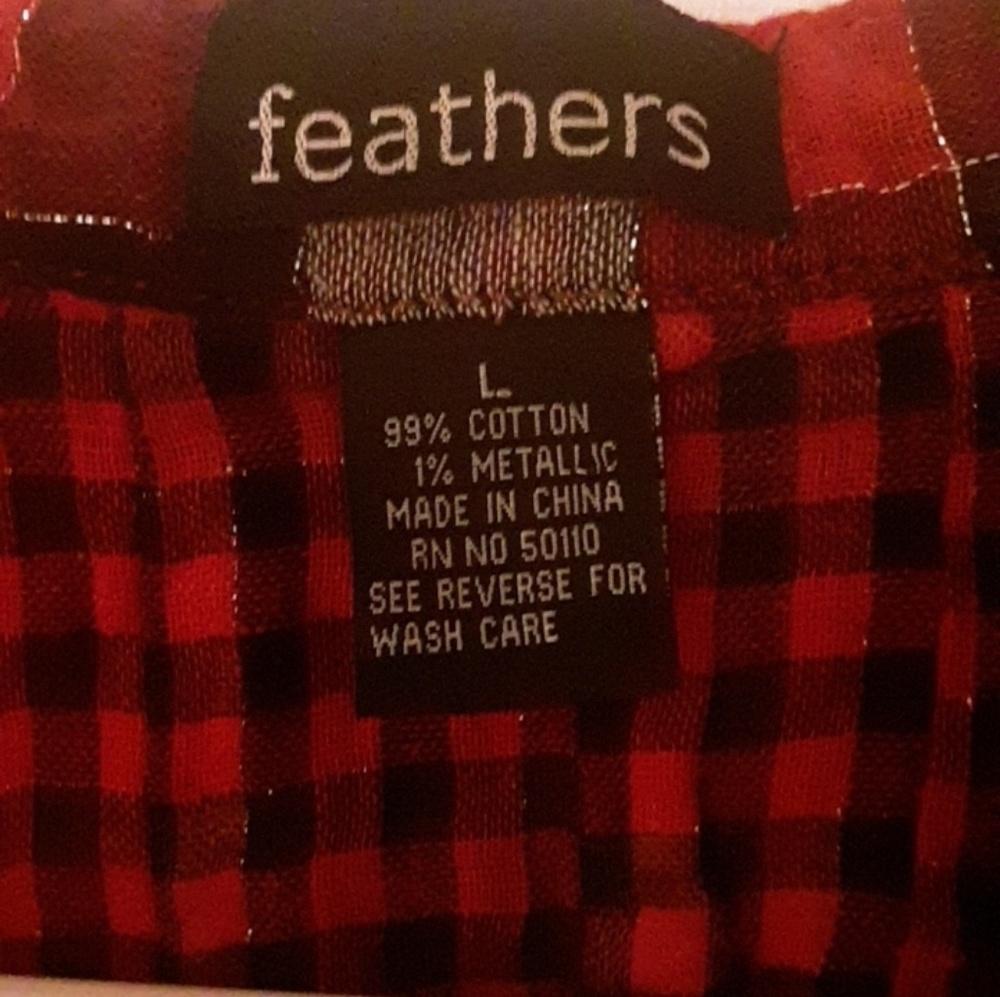 Feathers Red Button Down - Picture 4 of 4